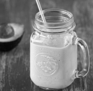 Avacado Banana Smoothie (vegan)