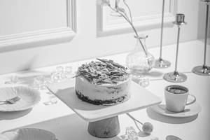 Mango & Belgian Chocolate Ice Cream Cake