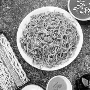 Schezwan Delight Veg Noodles