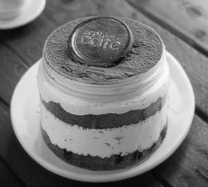 Jar cake of assorted flavors