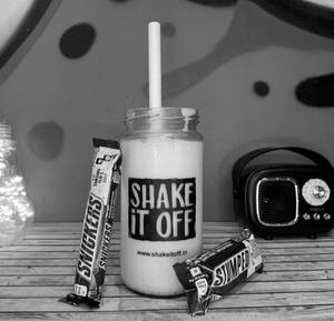 Snicka Snicka [Snickers]