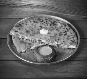 Aloo Pyaz Paratha