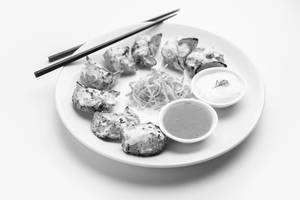 Tandoori Butter Malai Spinach Corn Momos
