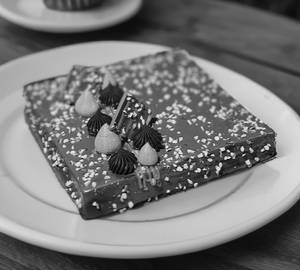 Yogulate Chocolate Cakes