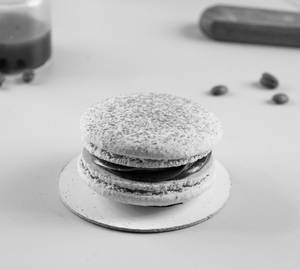 Coffee Caramel Macaron Cake (3 Inch)