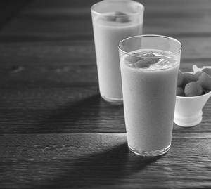 Creamy Litchi Shake