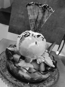 Mix Fruit With Ice Cream