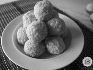 Boondi Laddu (Yellow)