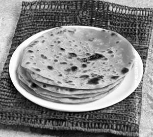 Aloo Pyaj Paratha
