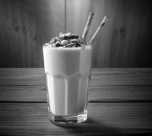 Dry fruit milkshake