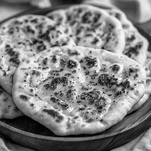 Chilly Garlic Naan