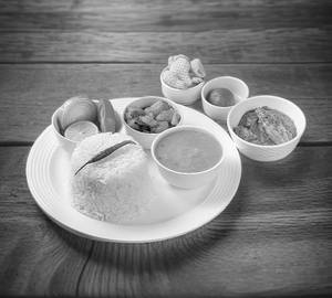 Chicken Thali