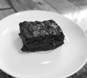 Walnut Fudge Brownie [With Egg] [1 Pcs]
