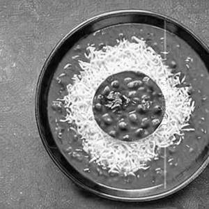 Dal Makhani & Choice of bread/Rice                                