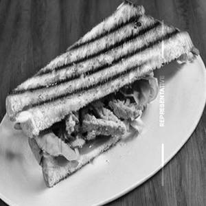 Crispy chicken grillled sandwich