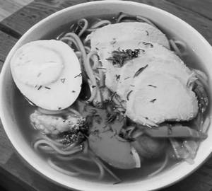 Red lantern noodles soup [pork]