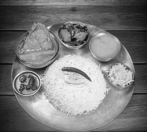 Katla Thali