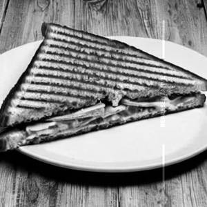 Veg grilled sandwich