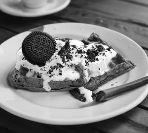 Cookies and cream (white)