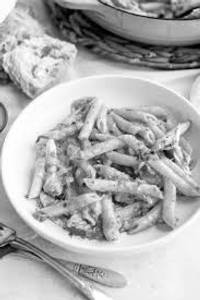 Mix sauce pasta