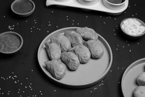 Chicken Wheat Steamed Momos