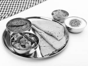 Kadhai Paneer With Roti Or Rice