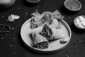 Chicken Shawarma Roll [1 Piece]