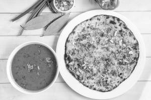 Butter Naan with Gravy