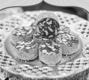 Kaju Anjeer Cutlet