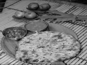 Aloo Anardana Kulcha