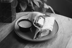 Lehsuni Paneer Tikka Roll