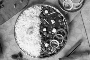Dhaba Style Cholle Chawal (serves 1)