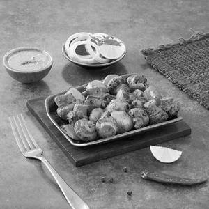 Achari Mushroom Tikka