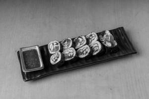 Spicy Tuna Gimbap N/V [ 10pcs ]