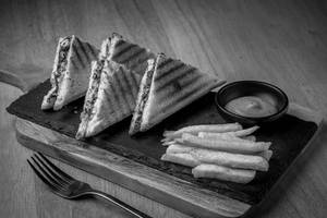 Spinach Corn Cheese Sandwich