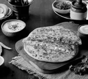 Peri Peri Aalu Cheese Paratha