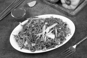 Beef Spicy Schezwan Noodles