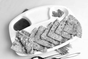 2 Aloo Cheese Paratha