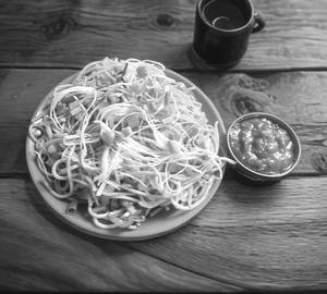 Veg Hakka Noodles