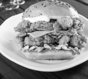 Double Decker N Burger (non veg)