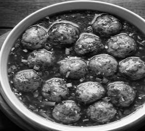 Veg Manchurian [Gravy]