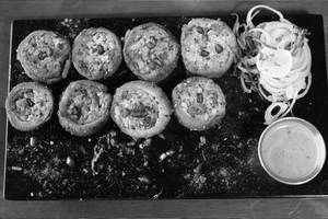 Amritsari Til Wale Aloo [6 Pieces]