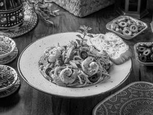 Prawns Spaghetti Pasta In Pink Sauce