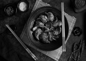Chicken Schezwan Momos [6 PCS]