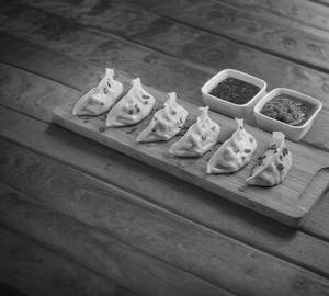 Veg Paneer Momos