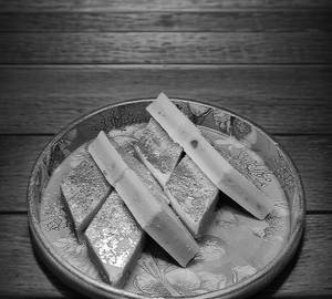 Mawa Pineapple Barfi