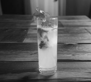 Litchi mojito