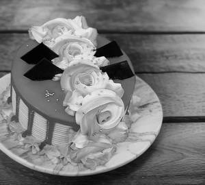Strawberry jelly cake