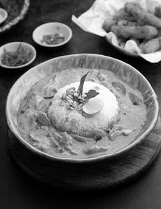 Street Vendor's Penang Curry Bowl Non Veg