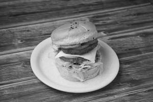 Double Deckar Burger